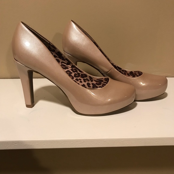 Guess Shoes - Guess heels